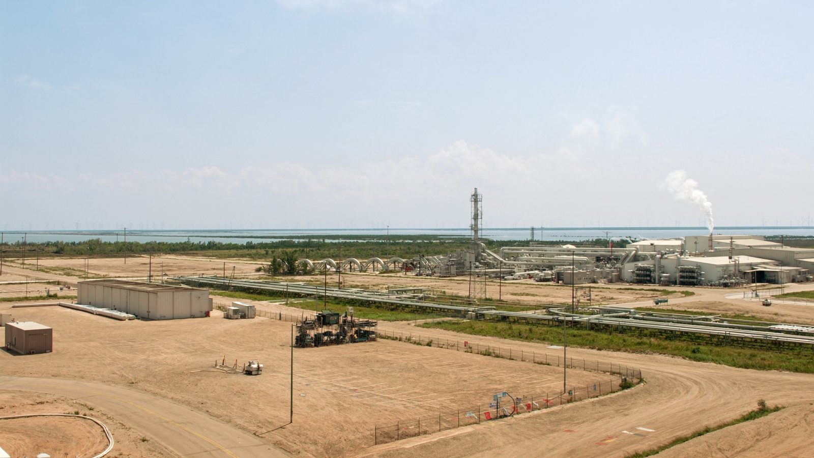 Oil and gas industrial process plant center