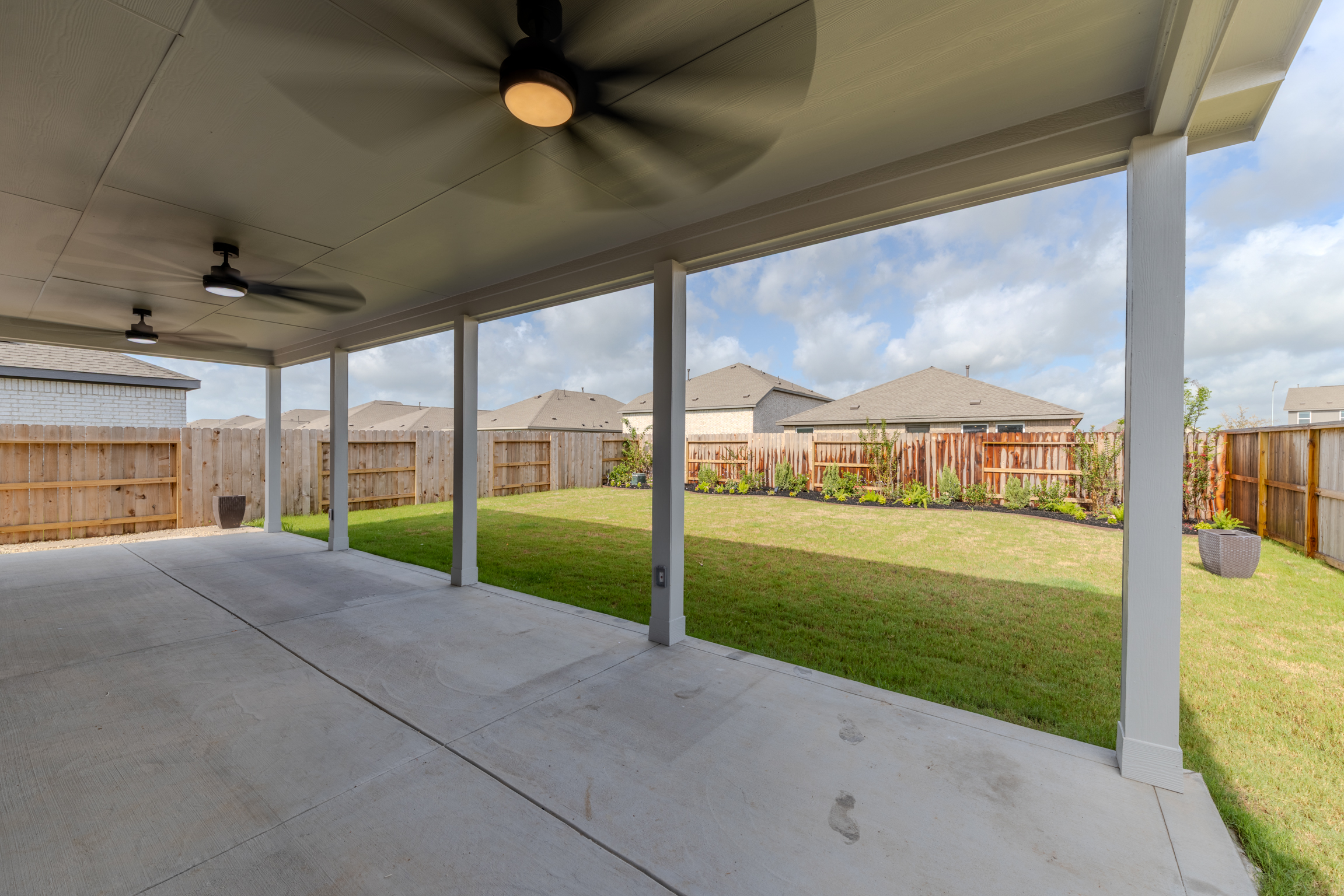 Managed residential property exterior and yard